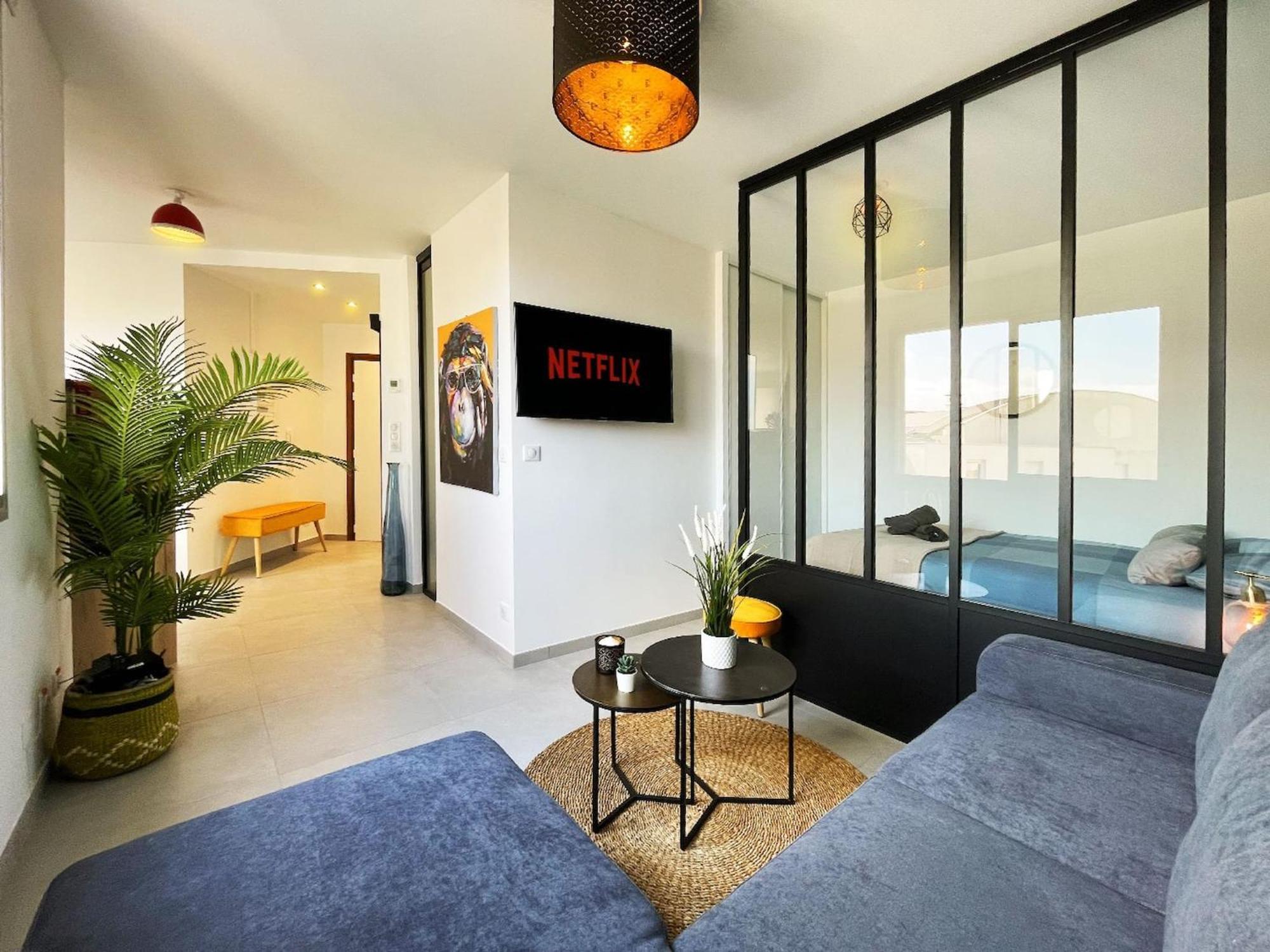 Homey Superchill - Appartement Moderne Et Tout Equipe - Netflix Et Wifi Inclus - Situe En Hyper-Centre - Proche Geneve Annemasse Exterior foto